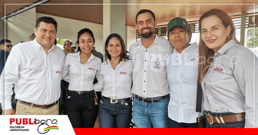 26 Robert Frerking con sus invitados y auspiciadores / Foto: Publiagro