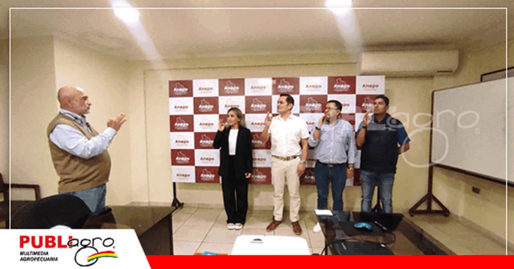 Juramento de la nueva directiva de ANAPO / Foto: ANAPO