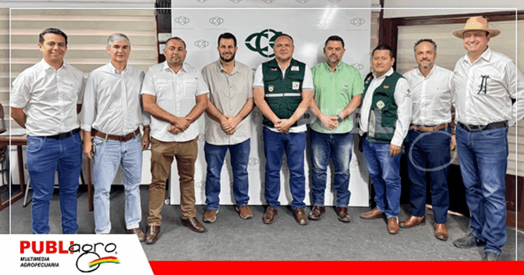 Primera reunión del sector agropecuario cruceño con el nuevo director / Foto: Senasag