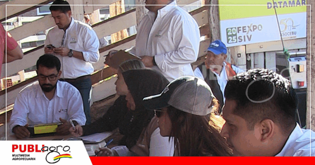 Personal de Unión supervisando que todo este en lo correcto / Foto: Publiagro