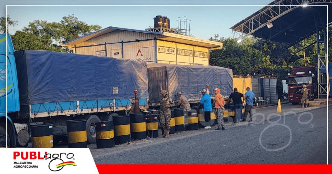 Productores hacen el control de arroz de contrabando en el retén de Abapo / Foto: Publiagro