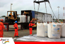 Exportaciones de azúcar superaron los $us 60 millones y consolidan a Colombia y Perú como principales mercados El azucar llega en bolsas Big Bag a los puertos de exportación / Foto: Internet