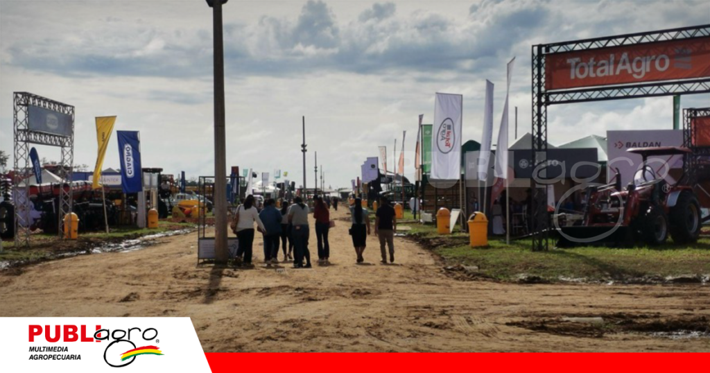 Los productores ya estan llegando al campo ferial / Foto: Publiagro