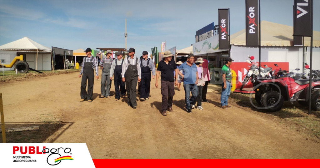 Las colonias menonitas son los primeros en llegar al campo ferial / Foto: Publiagro