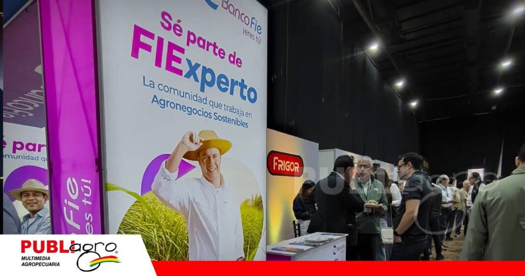 Banco FIE con stand en el Master Meat/ Foto: Banco FIE