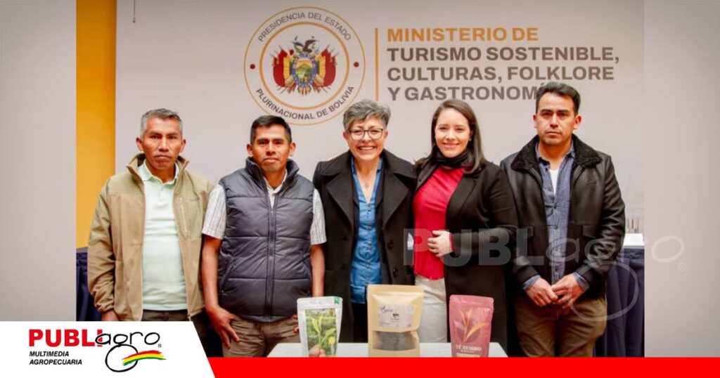 Apoyo del gobierno a productores del Té/ Foto:Ministerio de Turismo Sostenible, Cultura Folklore y Gastronomía