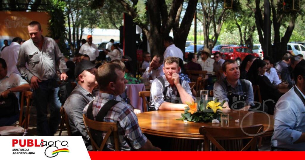 Gran respuesta de los clientes menonita en su día/ Foto: Publiagro