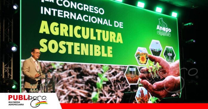 FOTO NOTAS WEB - 2026-09-08T084216.593 Presidente de Anapo dio inicio a primer día del congreso/ Foto: Publiagro