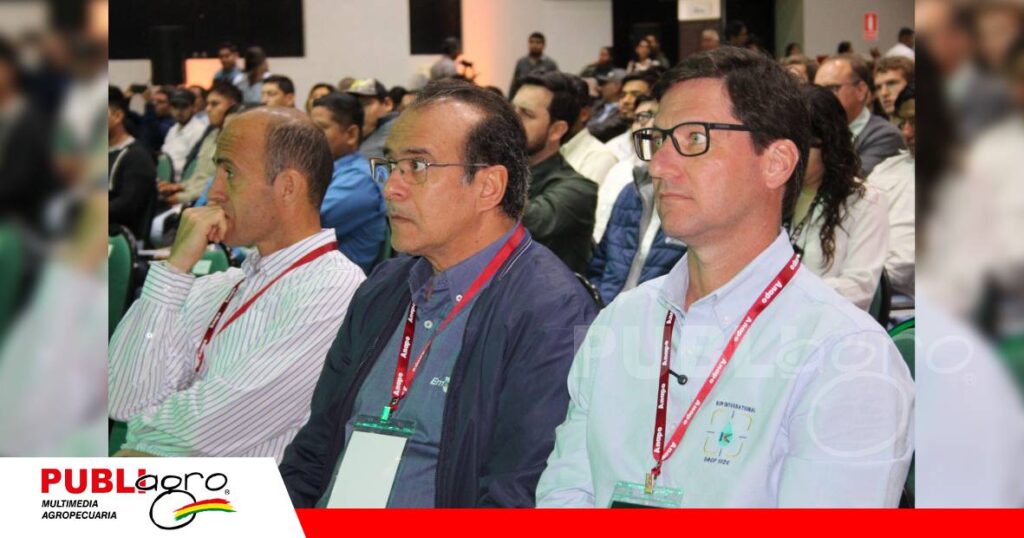 FOTO NOTAS WEB - 2026-09-08T084316.027 Algunos de los disertantes del Congreso de Agricultura Sostenible/ Foto: Publiagro