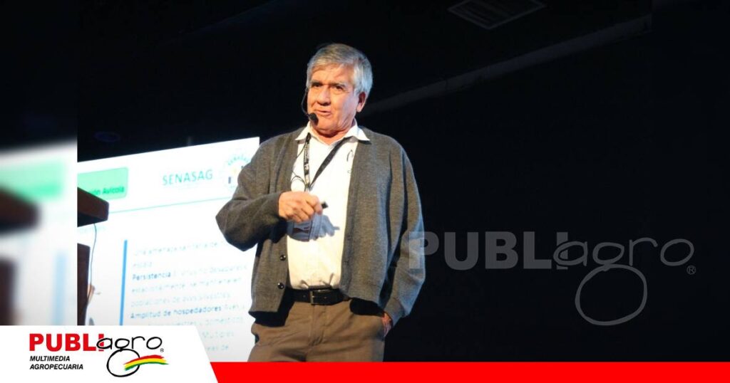 FOTO NOTAS WEB (33) Nimer Guzmán, coordinador del Programa de Sanidad Avícola del Senasag/ Foto: Publiagro