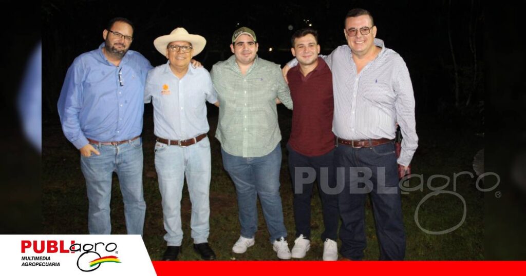 FOTO NOTAS WEB - 2026-10-07T091919.156 El prelance permitió conocer los animales antes del remate/ Foto: Publiagro