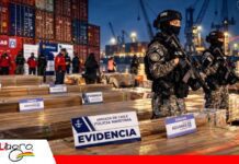 Pedro Colanzi: “Se han quemado más de $us 15 millones en madera y se han perdido casi 20.000 empleos” La Fiscalía de Arica, Chile, ha procedido a la destrucción de toneladas de madera / Foto: El Deber