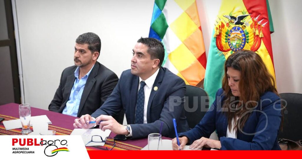 FOTO NOTAS WEB - 2026-10-14T151445.458 Retrasos en pagos y costos de producción marcan reunión/ Foto: Ministerio de Producción Sostenible Medio Ambiente y Agua