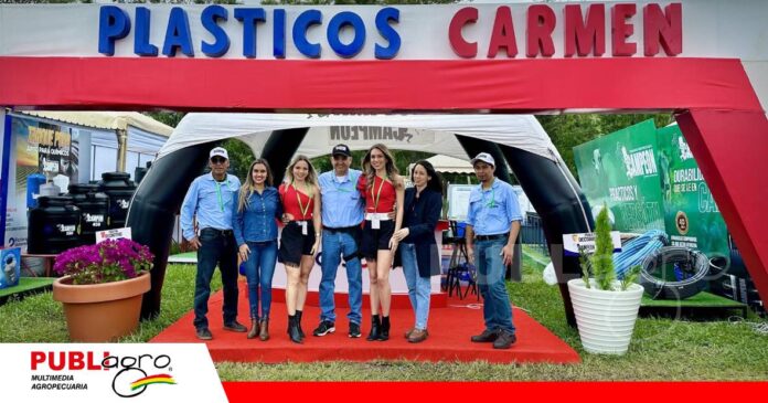 El equipo de Plásticos Carmen participa en la feria AgroVidas 2026. | Foto: Publiagro